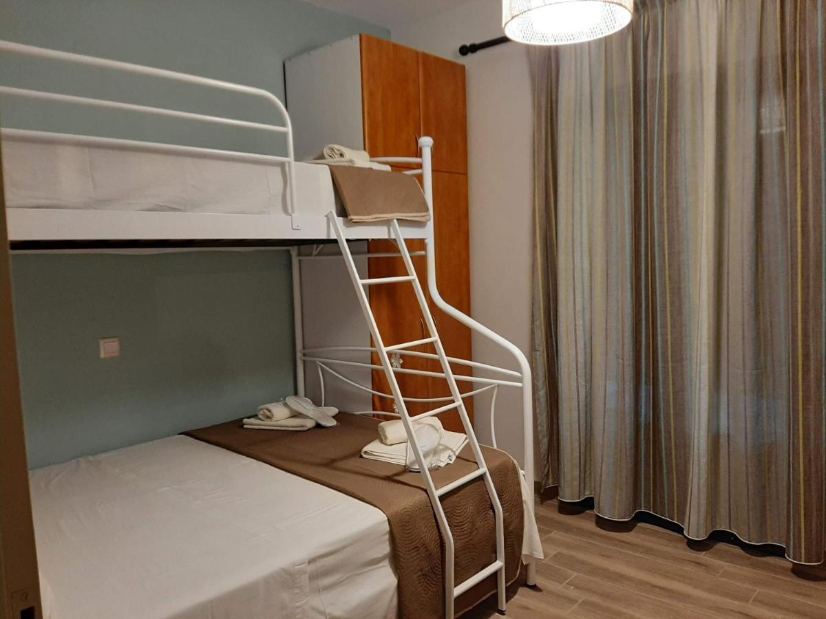 Σιντηίς- Sinties Apartamento Moúdhros Exterior foto